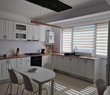 Iasi Apartment | Bucium Hills Retreat