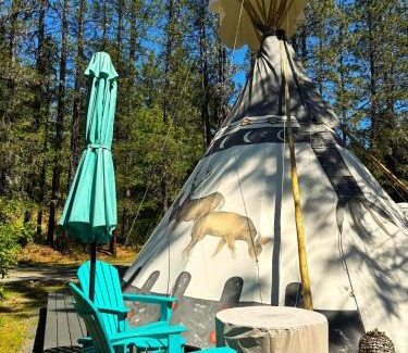 Cave Junction Other | Buck And Does Tipi - 20' - Sleeps Up To 4