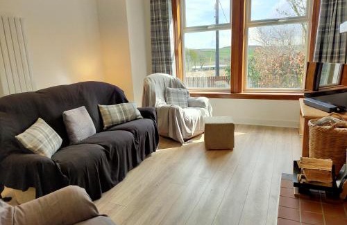 Denny Apartment | Buckieburn - self-catering - rural
