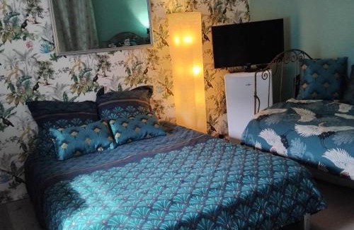 Malemort-sur-Correze Bed & Breakfast | Bucolique Studette