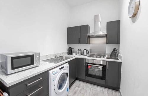 Brierley Hill Apartment | Budget 1 Bedroom Apartment in Dudley