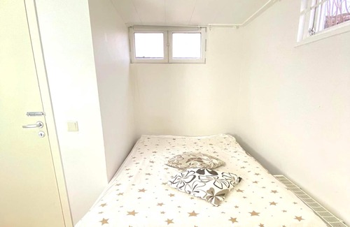 Enskede Apartment | Budget Family Apartment in Tallkrogen