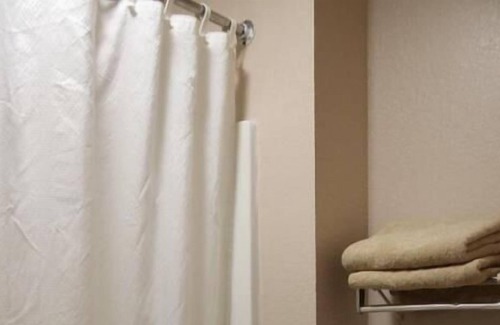 Mount Vernon House | Budget-Friendly Travel in Mount Vernon! Stay Minutes from Brittlebank Park!