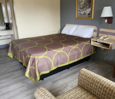 Bristol Hotel | Budget Host Inn Bristol
