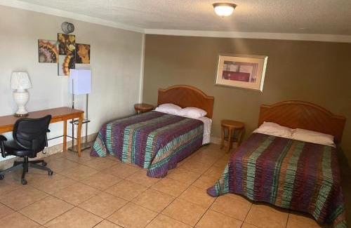 Bashford Manor Hotel | Budgetel Inn and Suites - Louisville