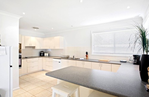 Budgewoi House | Budgewoi Waterfront Haven