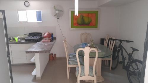 Comuna 4 House | BUgAMBILIA