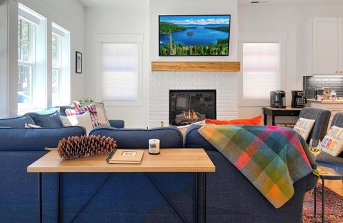 Kings Beach House | Build memories in the heart of Kings Beach!