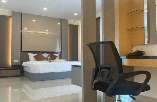 Sri Petaling House | Bukit Jalil Luxury Home Stay
