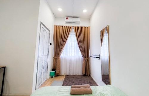 Kuantan House | Bukit Setongkol Resident LKNP by AHM Home