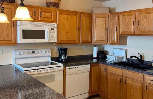 Minocqua House | Bull Frog Bay #2 - Downtown Minocqua