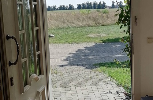 Dobbrikow House | Bullerbü in Brandenburg, Romantisches Ferienhaus in Ruhiger Lage 10 Min. zum See