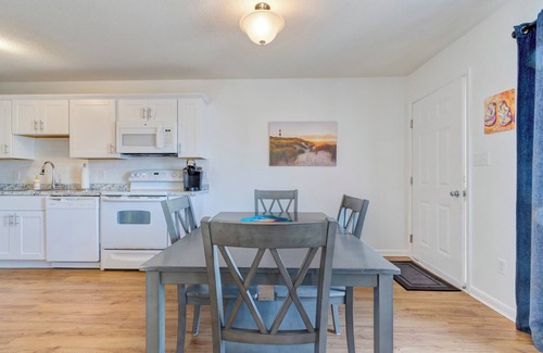 Dewey Beach Condo | Bullseye Middle of Dewey Weekends Available