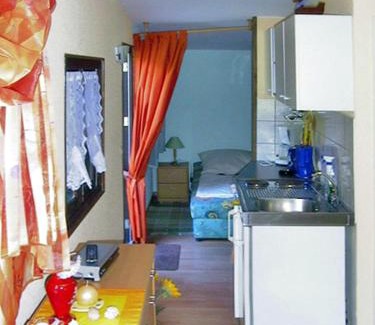 Hohenlychen House | Bungalow am Strandbad