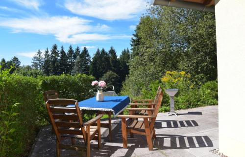 Goldlauter House | Bungalow am Waldesrand/Haus Konrad
