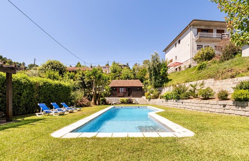 Rio Caldo Ski Chalet | Bungalow Chalé da Caniçada