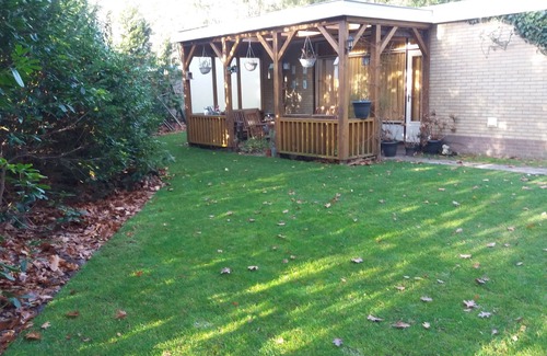 Hoogengraven House | Bungalow in the green heart of Overijssel