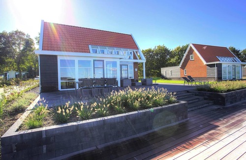 Hulshorst House | Bungalow with 3 bedrooms and a terrace