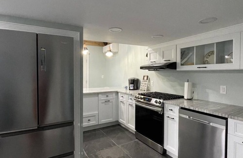 Queens House | Bungalow with a spa like feel on the beach