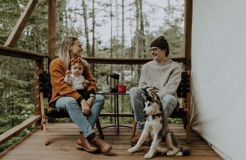 Beaver Bay RV Rental | Bunk tält – 4 Person Glamping Tent
