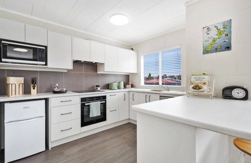 Te Awamutu Apartment | Bunker 1: "Urban meets Rustic"