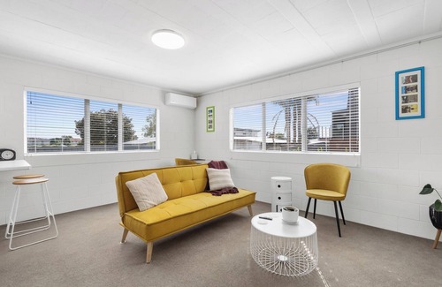 Te Awamutu Apartment | Bunker 1: "Urban meets Rustic"