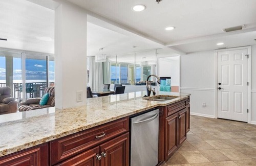 Long Beach Apartment | Bunta's Beach Haven