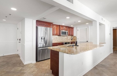 Long Beach Apartment | Bunta's Beach Haven