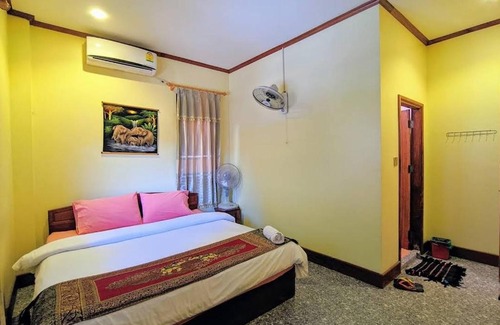 Pakbeng House | buotin