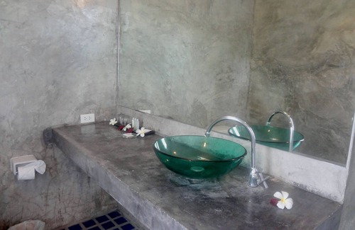 Mae Hi Hotel | Bura Lumpai