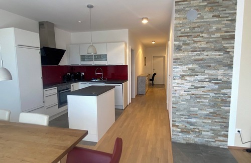 Landskron Apartment | Burgblick Villach house FUX-immo, 10min to skiing, 10 min to the lake