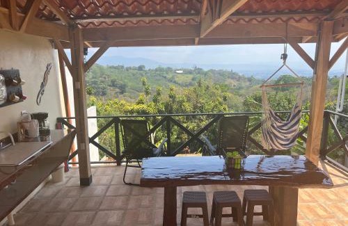 San Isidro House | Burios House