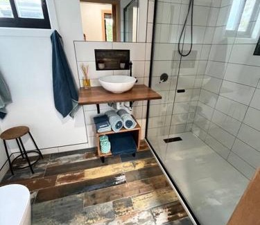 Park Grove Apartment | Burnie Unit - The Cape