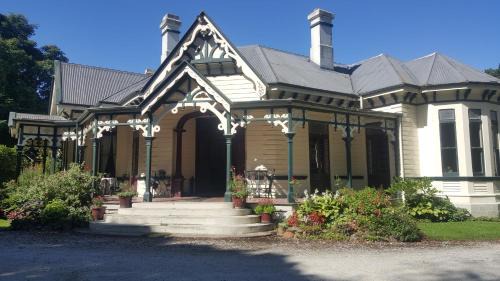 Windsor Bed & Breakfast | Burnside Homestead
