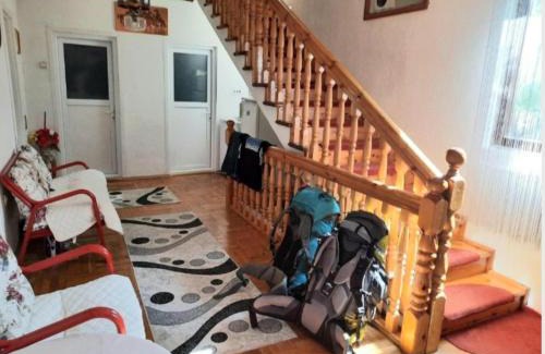 Vitomiricë Hostel | Bus Station Hostel