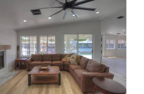 Moovalya Keys House | Bush Master Suite, Keys canal