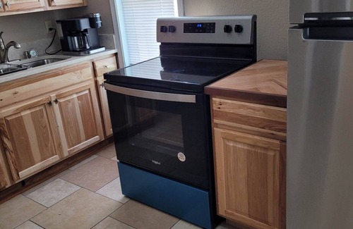 Jefferson City Apartment | Business or Pleasure - a perfect and cozy get-away!