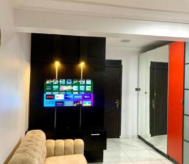 Ofin Cabin | Business Room with gym access