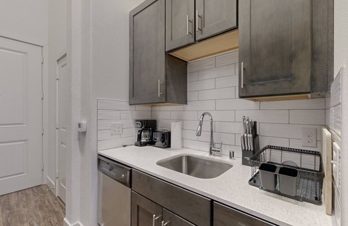 Legacy Park Apartment | Business Stay at Legacy West in Plano Texas.