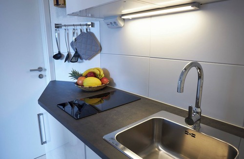 Offenbach am Main Apartment | Business studio apartment in a modern boarding house - public transport connection - free bikes