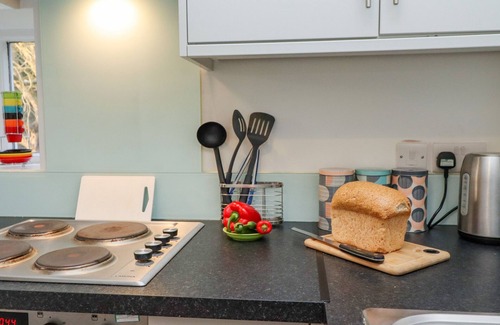 Cloughton House | BUTLER'S COTTAGE, pet friendly, with open fire in Scarborough