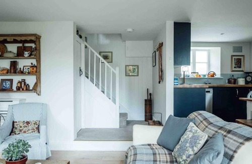 Quenington House | Buttercup Cottage in the heart of the Cotswolds