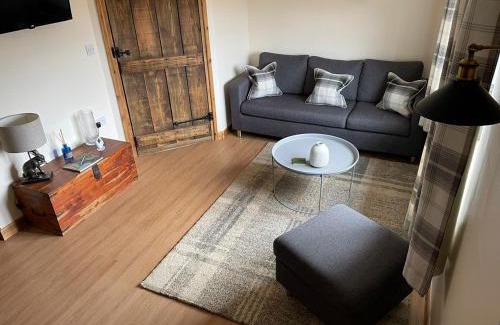 Brackley Apartment | Buttercup Cottage at The Old Tractor Barn
