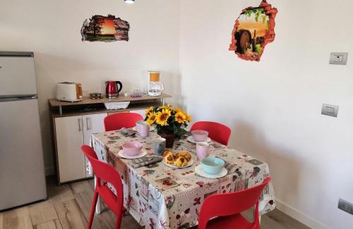 Pallanza Apartment | Butterfly Apt in Suna with garage