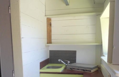 Pays de Lapalisse Cabin | butterfly cabin 4 pers