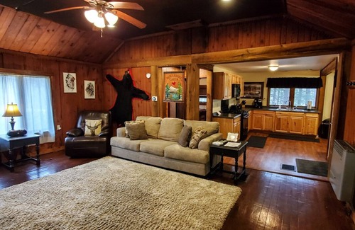 Farmington Cabin | Buzzard's Cabin | 1BR, 1BA, Rustic Cabin, Hot Tub
