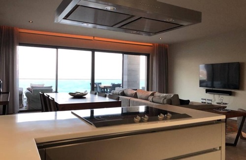Bodrum City Center House | BV-175 Bodrum Bitezde Denize Sıfır ve Plaj İşetmesi Olan Lüx Daire