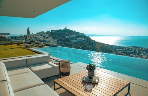 Turgutreis Villa | BV-2585 Panoramic Sea View 5+1 Villa with Private Pool in Turgutreis