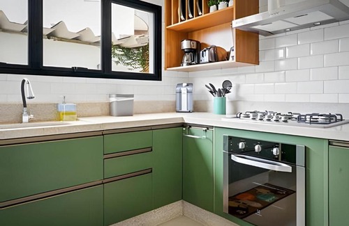 Guarutuba House | bwelcome - pé na areia com piscina GH