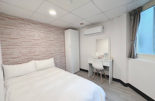 Datong House | BY Charming 1-BR hotel in terrific Taipei City with AC, easy to go everywhere